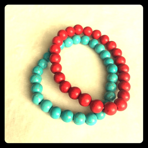 🎉SALE🎉Beautiful turquoise blue/red bracelet!❤️