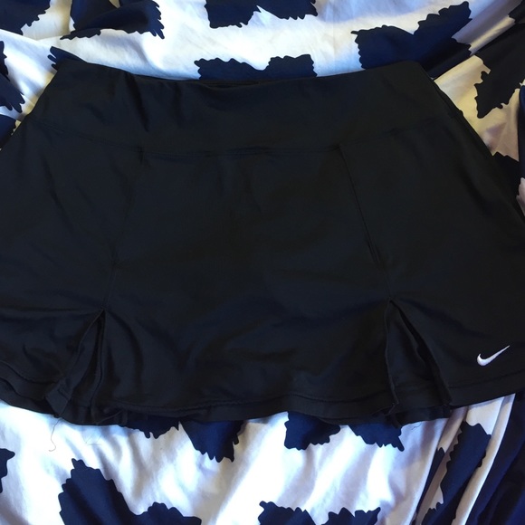 Nike tennis skirt