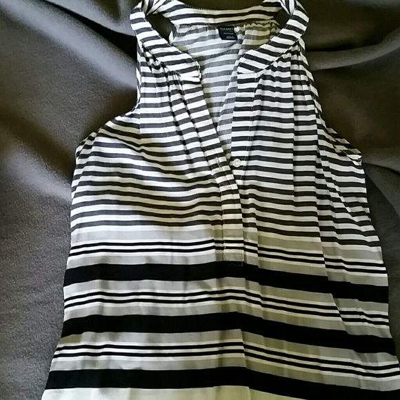 Shirt - Picture 1 of 3