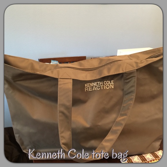 Kenneth Cole large tote bag $25 reduce