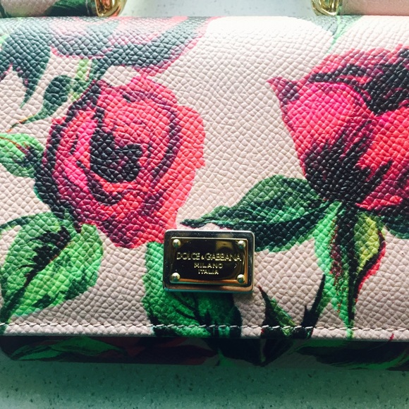 Dolce & Gabbana Wallet on a Chain - Picture 2 of 3