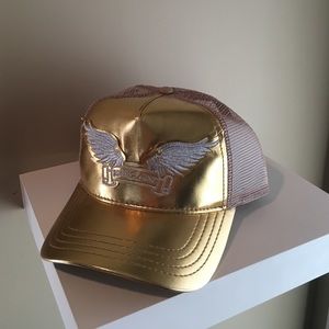 ROBINS JEAN HAT