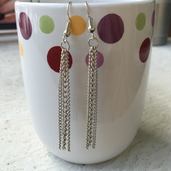 Earring bundle - Picture 2 of 3