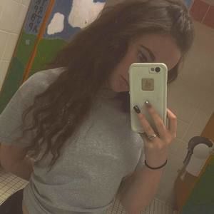 Meet your Posher, Jade