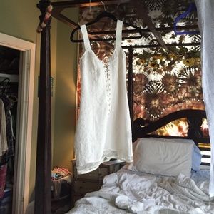 For love & Lemons she's a knock out slip