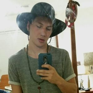 Meet your Posher, Josh