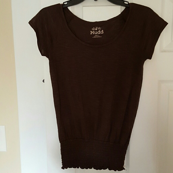 Cute lightweight brown t-shirt
