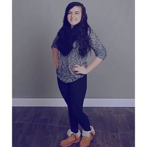 Meet your Posher, Kayla