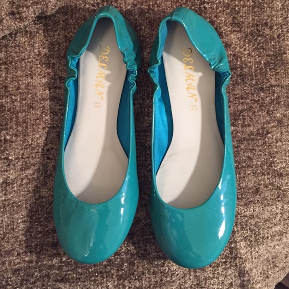 Delman 'Mona' Flats - Picture 2 of 4