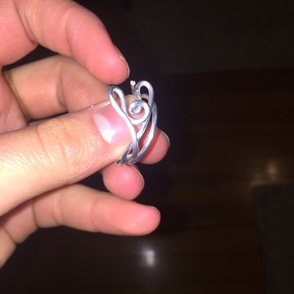 A heart ring - Picture 2 of 2