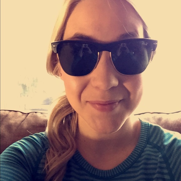 *SOLD* 💯Authentic Ray-Ban Oversized Clubmasters - Picture 3 of 4