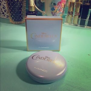 BNIB MAC Cinderella Beauty Powder