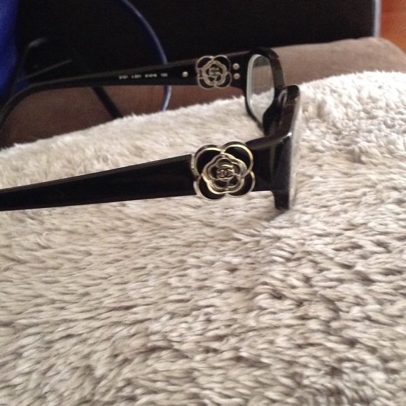 chanel sunglasses camellia flower