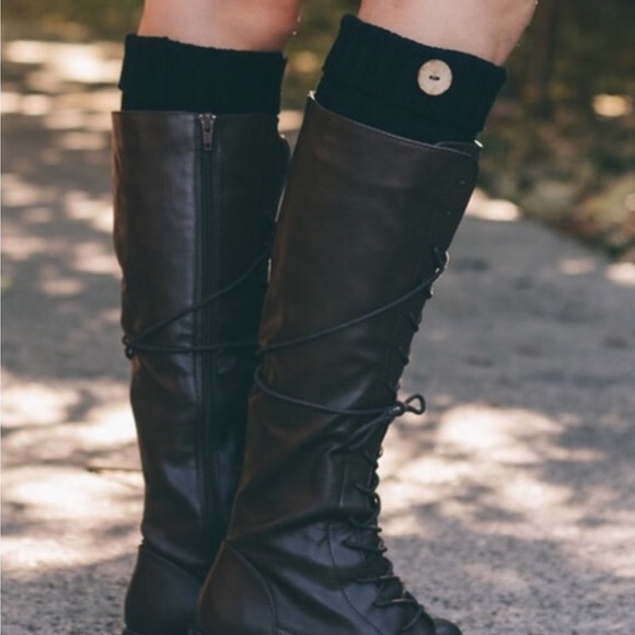 Accessories - NWT Black Knit Leg Warmer
