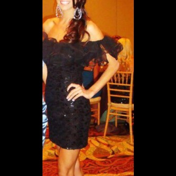 Black mini Ruffled dress