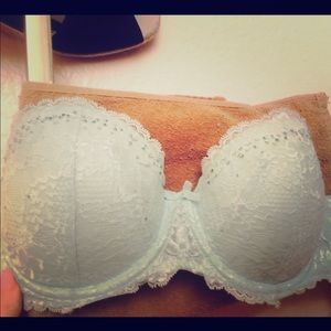 Victoria secret push up bra size 34C