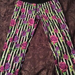 SOLD Betsey Johnson workout pants
