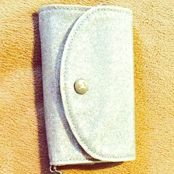 Abercrombie & Fitch wristlet