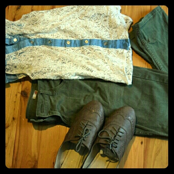 Green Skinny Jeans - Picture 1 of 3