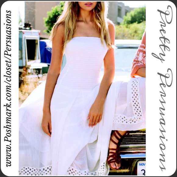 SOLD OUT 🌻NWT White Crochet Tiered Hem Midi Dress - Picture 2 of 4