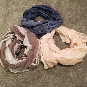 Three scarves!!