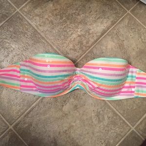Must see! VS bathing suit top!
