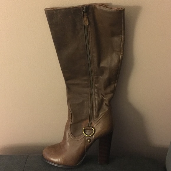 Distressed Brown Tall Boots with heel