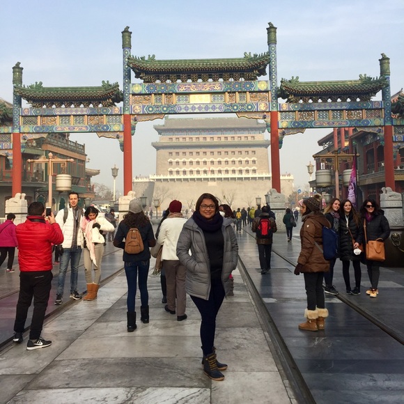 Meet your Posher, Ana - Picture 2 of 4