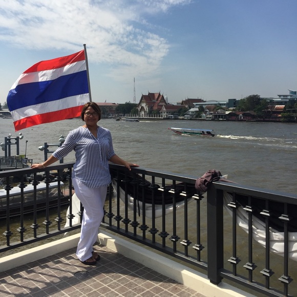 Meet your Posher, Ana - Picture 3 of 4