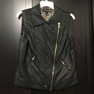 NWOT Forever 21 faux leather vest