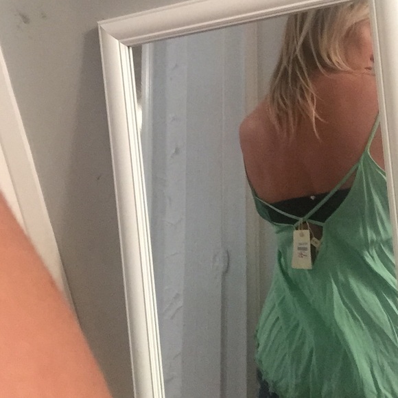 Top - Picture 2 of 3