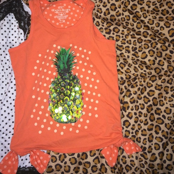 Tank top bundle - Picture 2 of 4