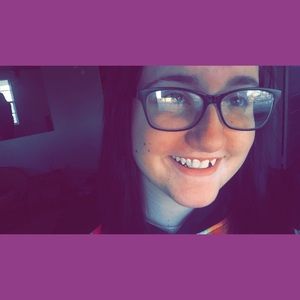 Meet your Posher, Rhiannon