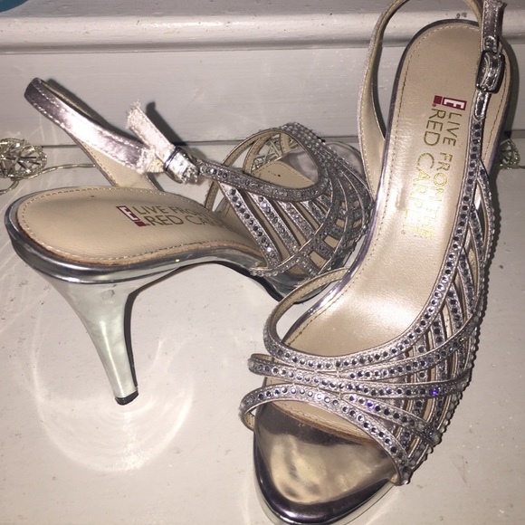 "E! Live from the Red Carpet" 4 inch heels.