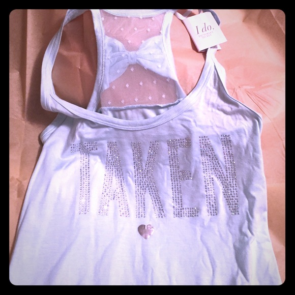 BRAND NEW Victoria's Secrett I Do Taken tank