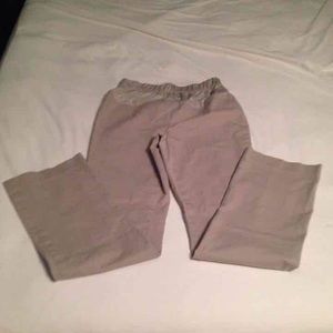 Maternity bundle!!!  Tops, pant, capris