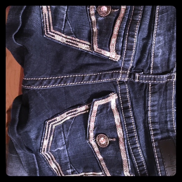 Daytrip Buckle Blue Jean shorts