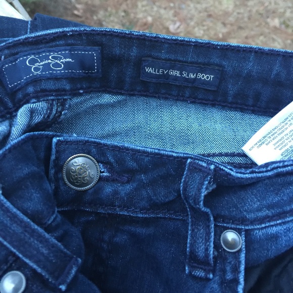 SALE!! Jessica Simpson slim boot jeans! Size 27 - Picture 2 of 4