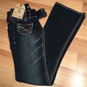 Hydraulic dark jeans