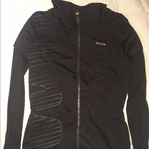 athletic jacket in black