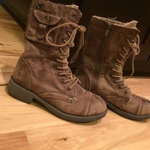 Roxy combat boots