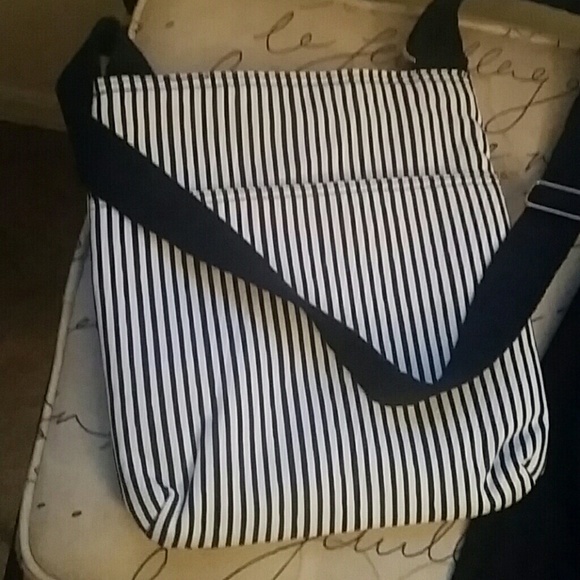 Navy Shoulder Bag - Thirty-One