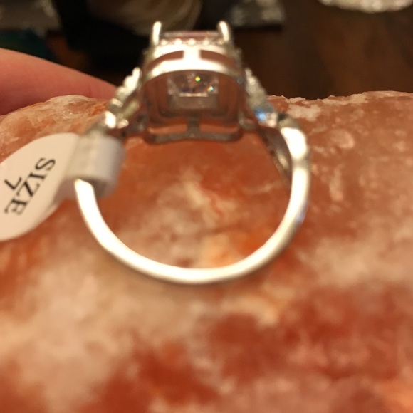 Solitaire ring - Picture 3 of 4