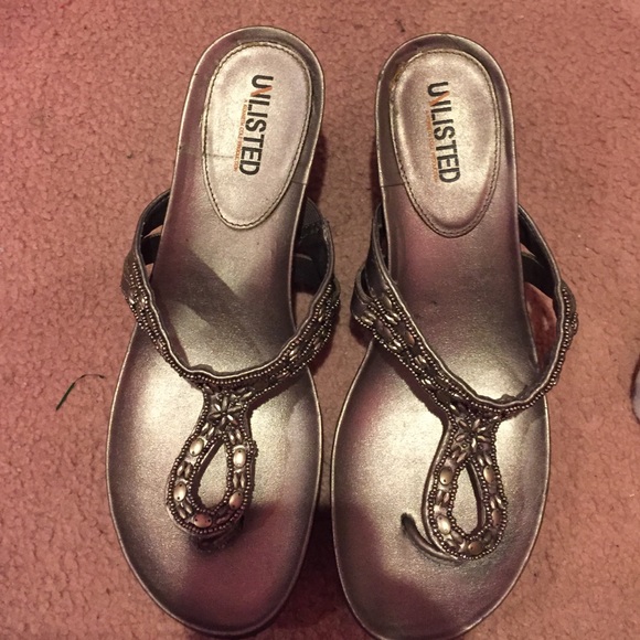 Size 9 wedge sandals