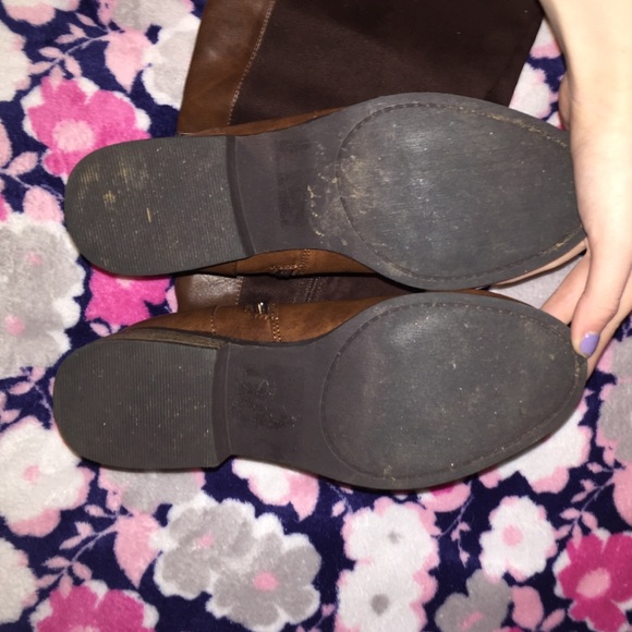 Adorable knee high boots💕💕 - Picture 3 of 3