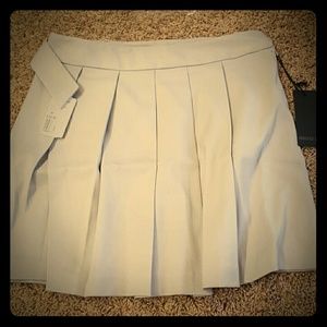 Pleats skirt