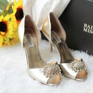🎉FINAL REDUCTION! 🎀Badgley Mischka 🎈 Like New
