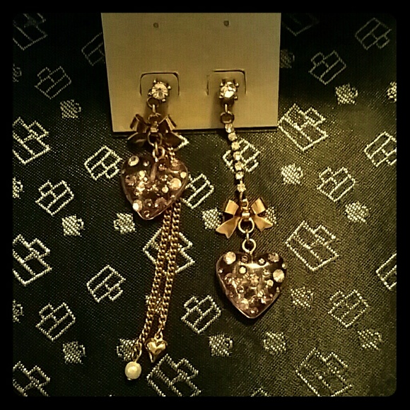 Perfect Purple Heart Earrings