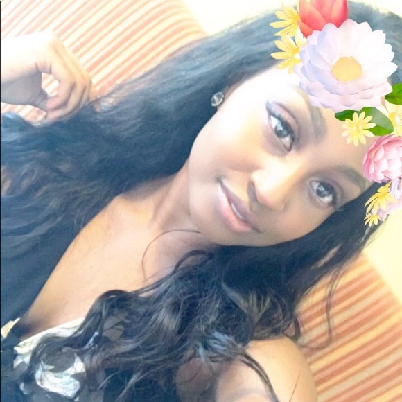 👑MEET YOUR SELLER👑 - Picture 2 of 4