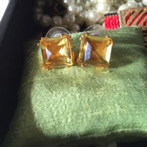C wonder yellow diamond studs!!